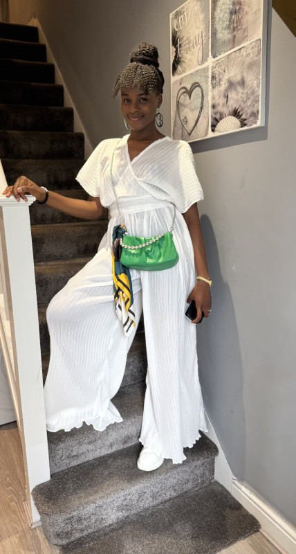 The Whisper Line Set